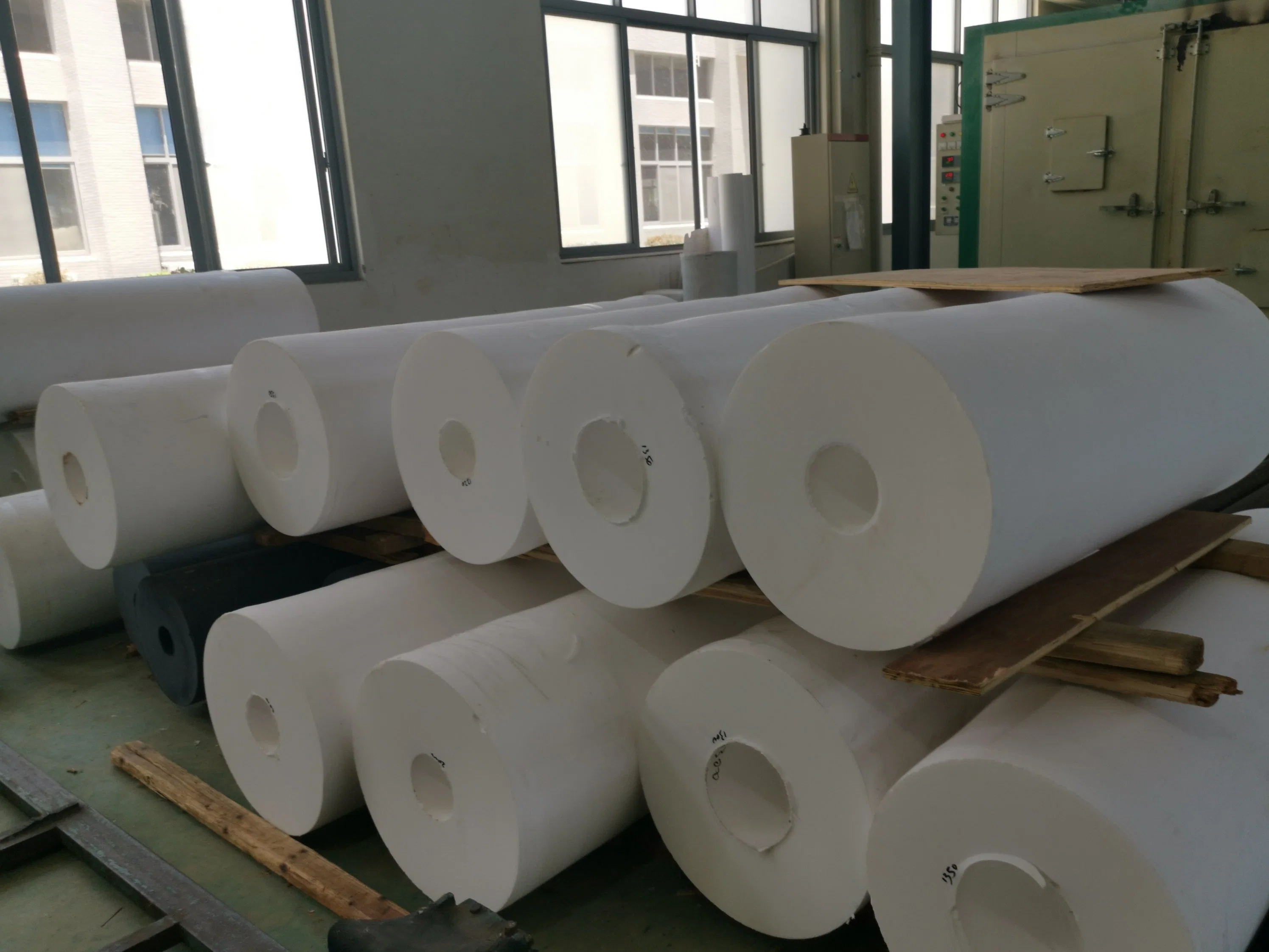 Manufacturer Supply PTFE Tube Pipe Hose Best Quality Free Sample Surface Fine Finishing Soft Pipe PTFE Hollow Bar PTFE Tube