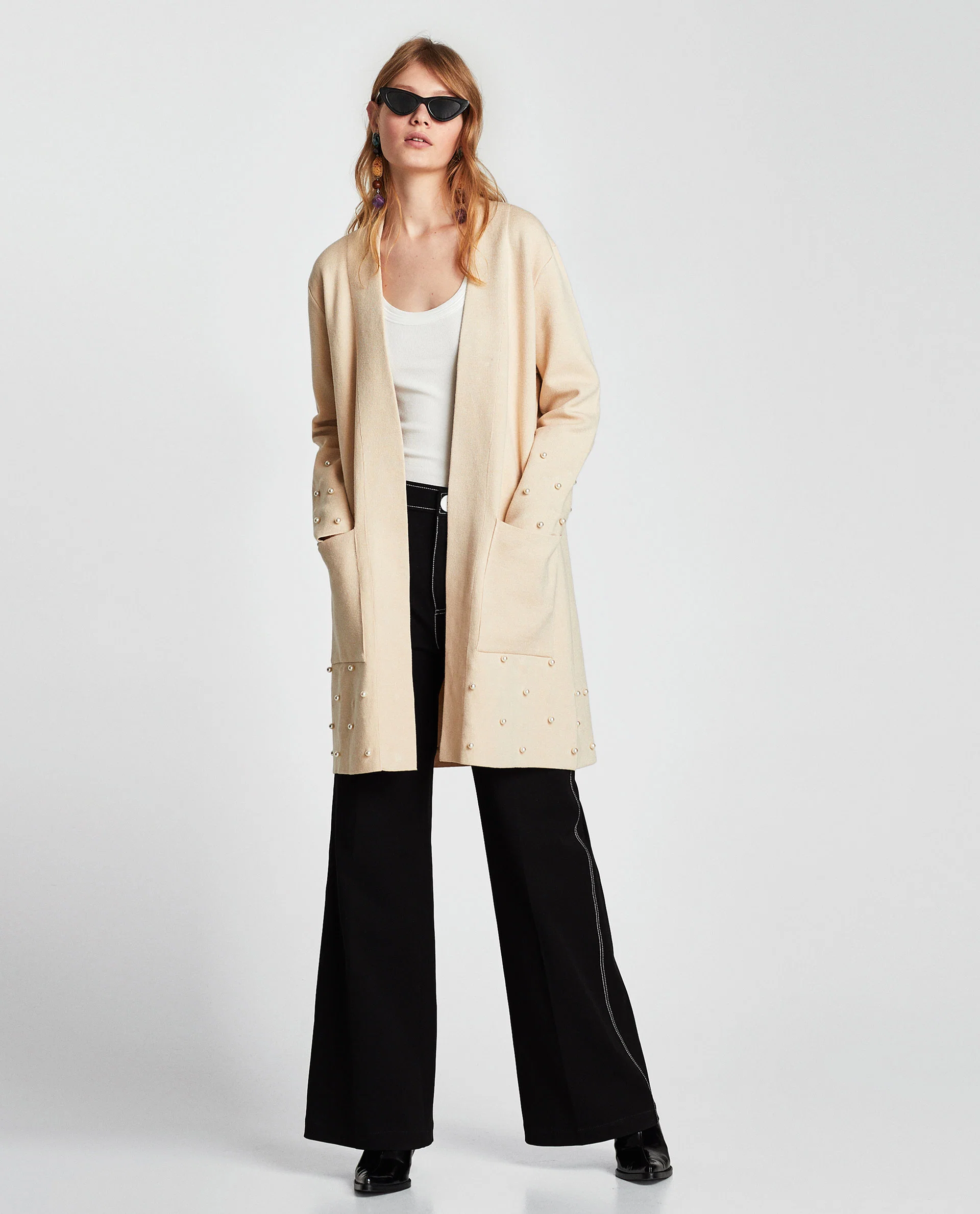 Women Knit Coat with V-Neck Pockets and Pearl Bead