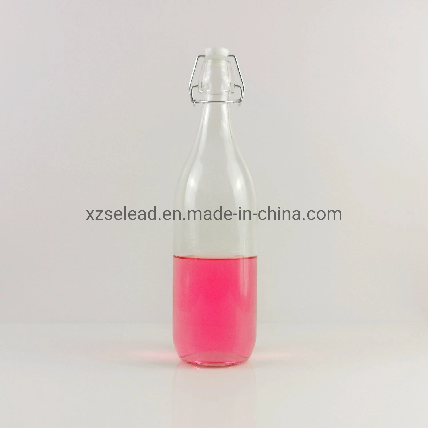 Soft Drinks Glass Beverage Bottle Customized Glass Packing with Flip Stopper 250ml 750ml 32oz