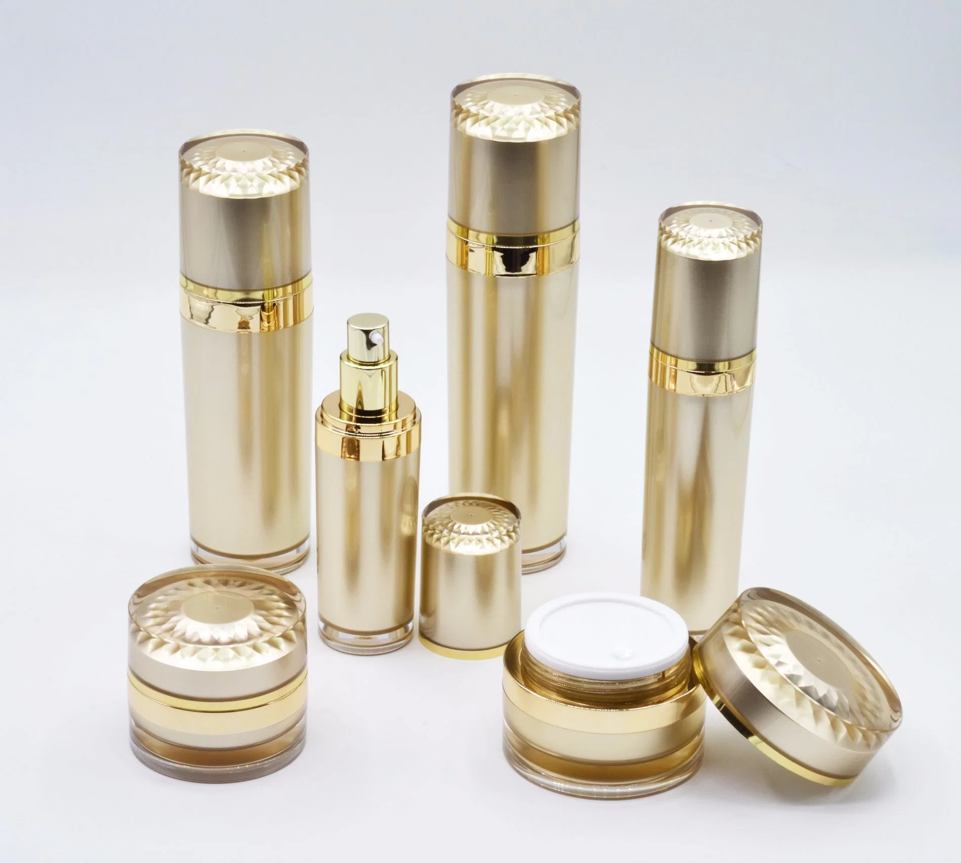 Cosmetic Acrylic Cream Jars with Golden Cap