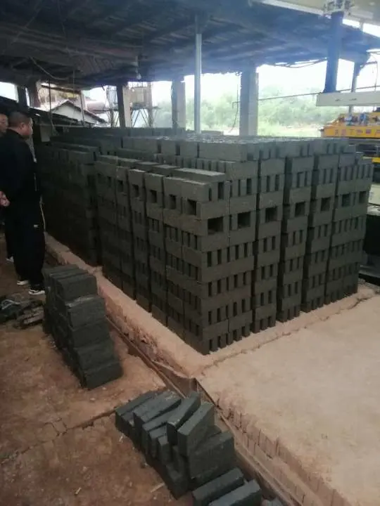 Automatische Beton Zement Ton Ziegel und Block Herstellung Maschine fliegen Ash Sand Hohlstein Baumaschine für Tunnel Ofen