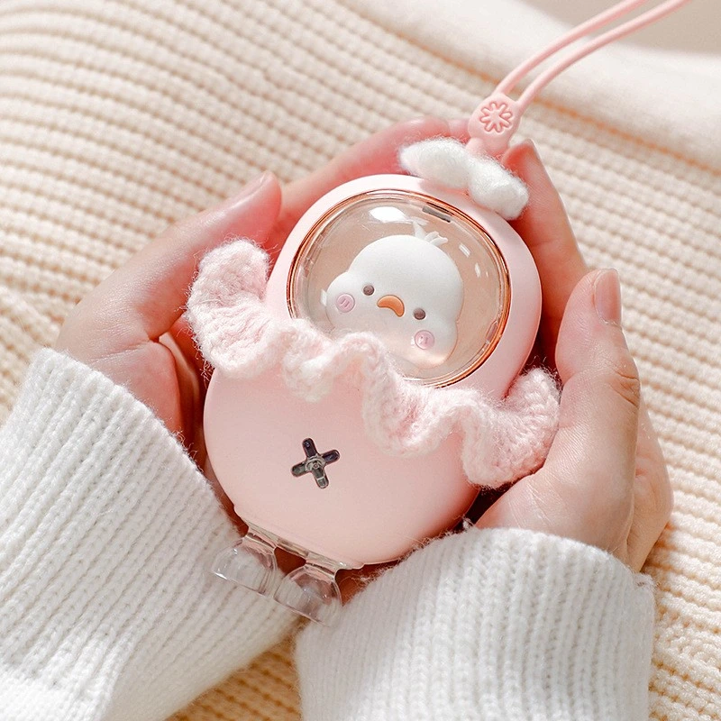 2022 Hot Sale Cute Small Christmas Gift Rechargeable Electrical Hand Warmer Heater Heat Pack