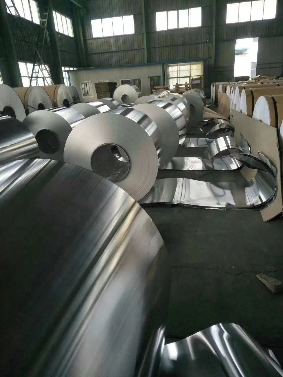 China fábrica de acero laminado en frío Gi bobina recubierta de zinc caliente Bobina de acero galvanizado de inmersión