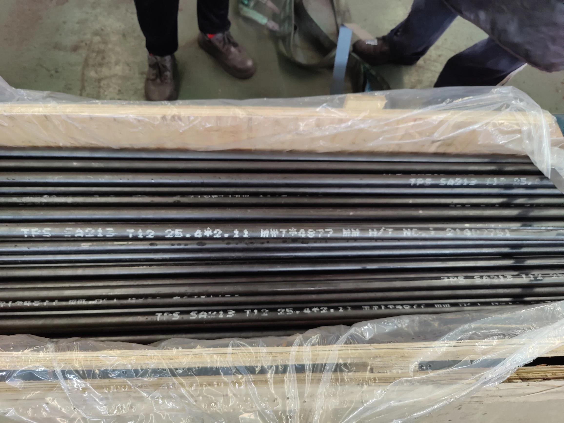 Chrome Alloy Steel Pipe ASTM A213 12cr1movg 16mm Seamless Pipe Hydraulic Alloy Precision