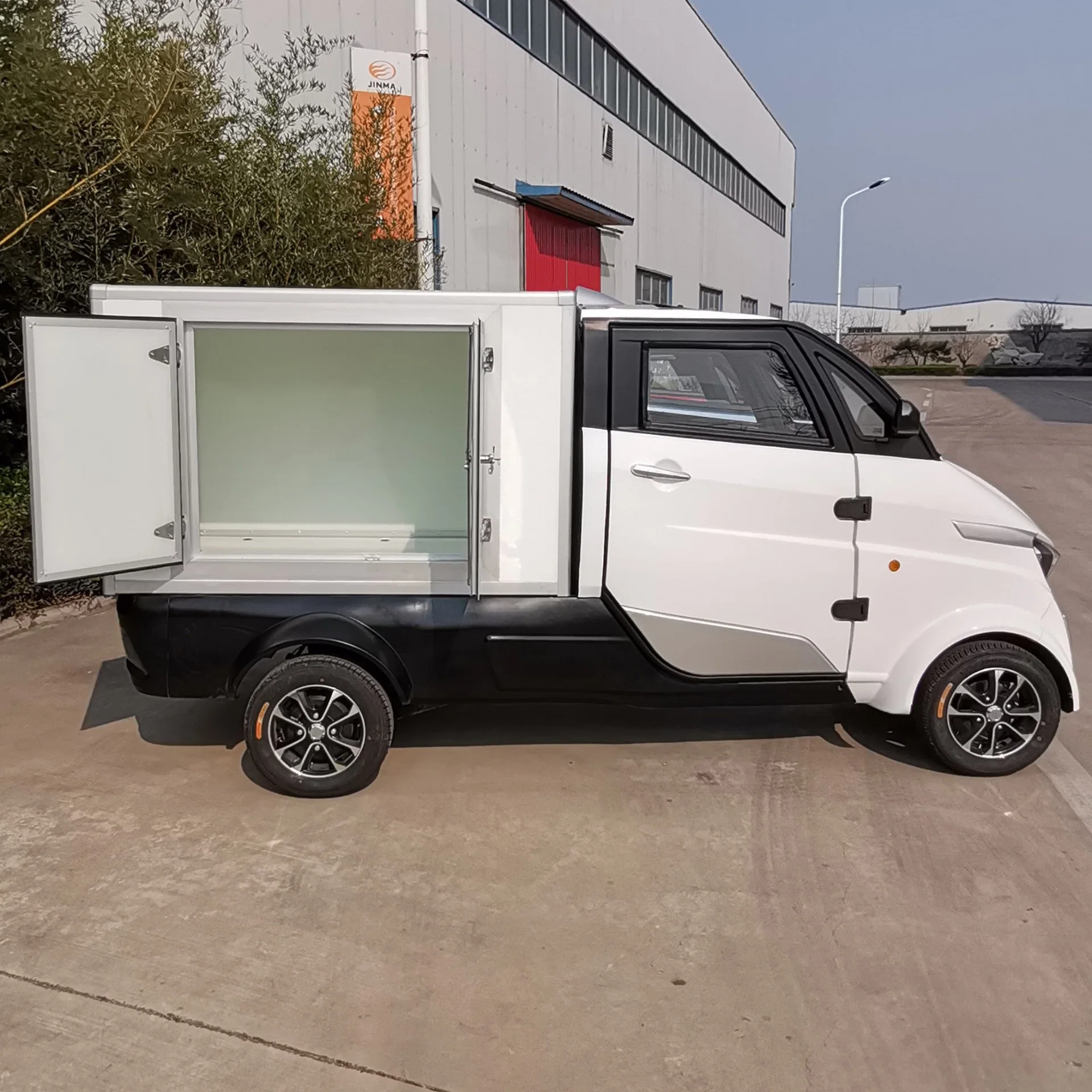 2020 Runhorse Electric Cargo Car with EEC L7e for Hot Sale in Germany
