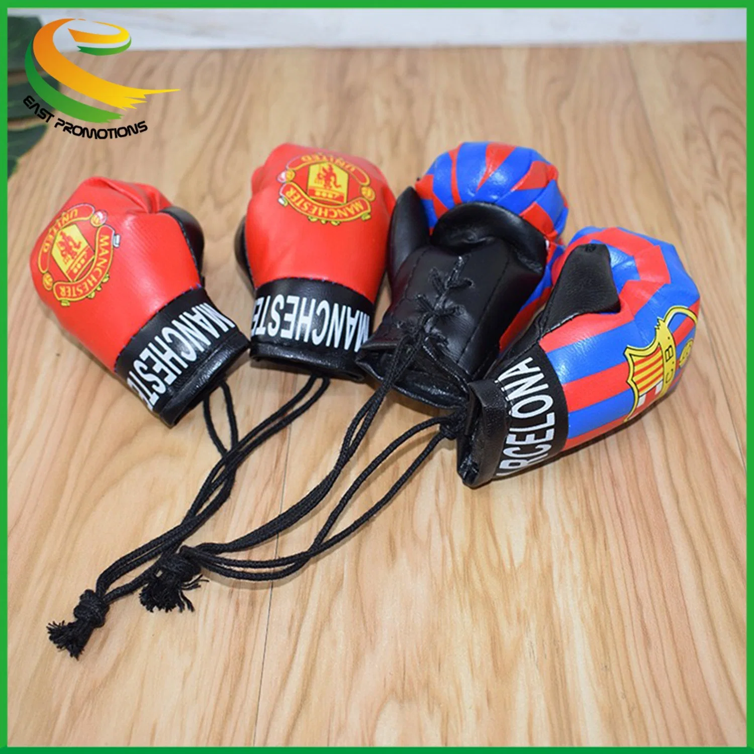 Manufacturer Customized Logo Printed PU Leather Keychain, Mini Boxing Gloves Keyring for Car Hang Decorations