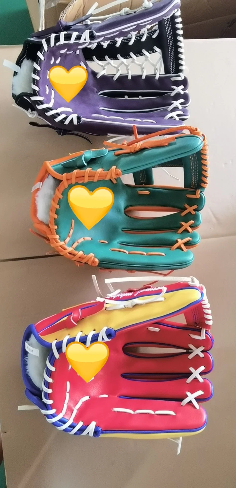 High quality/High cost performance  Cowhide Leather Baseball Gloves or Softball Gloves Custom Professional Kip Leather A2000 Gloves