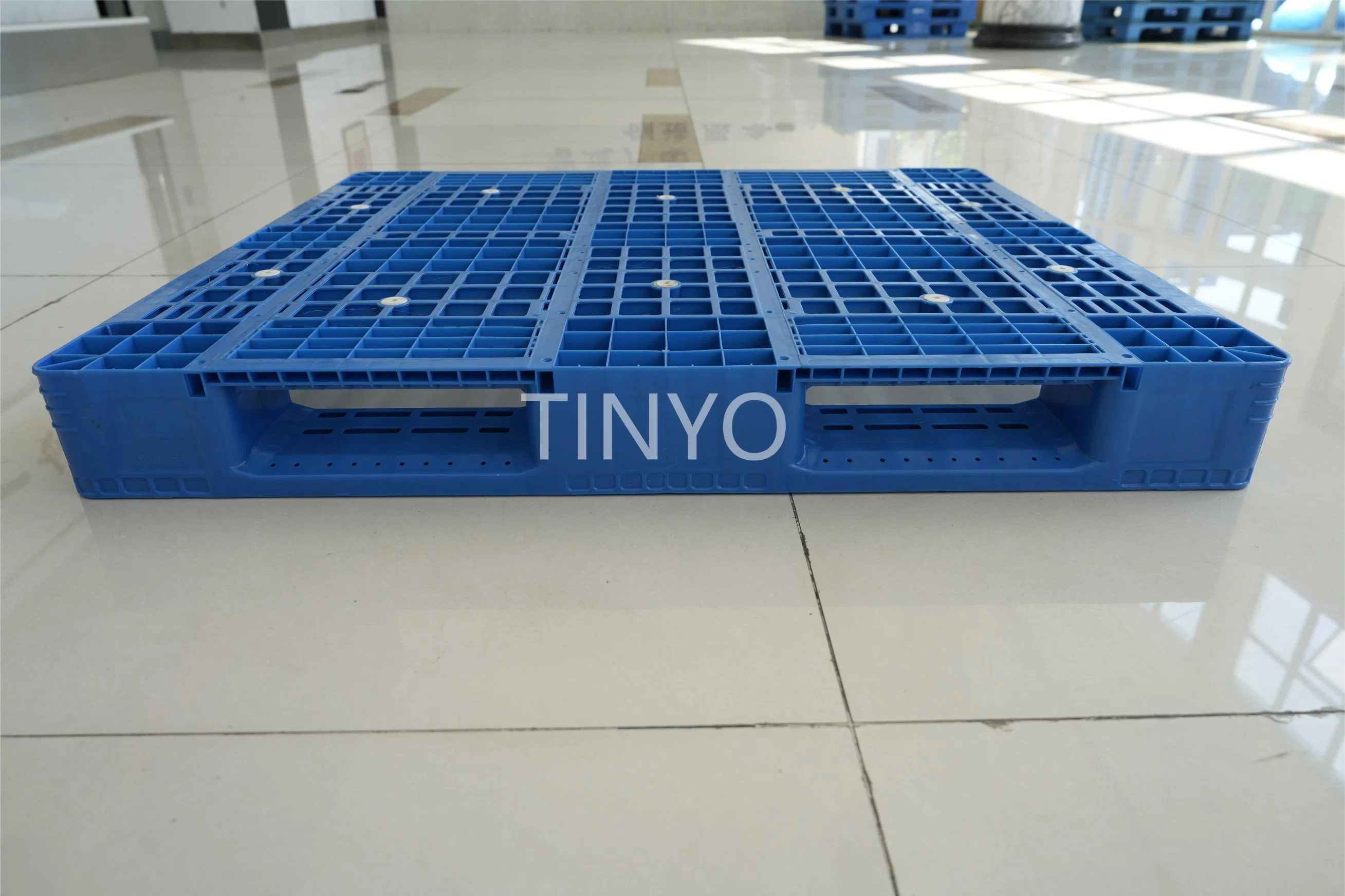 Recycled PVC Mold Rack Wholesale/Supplier Euro Storage Rack Plastic Pallet Price