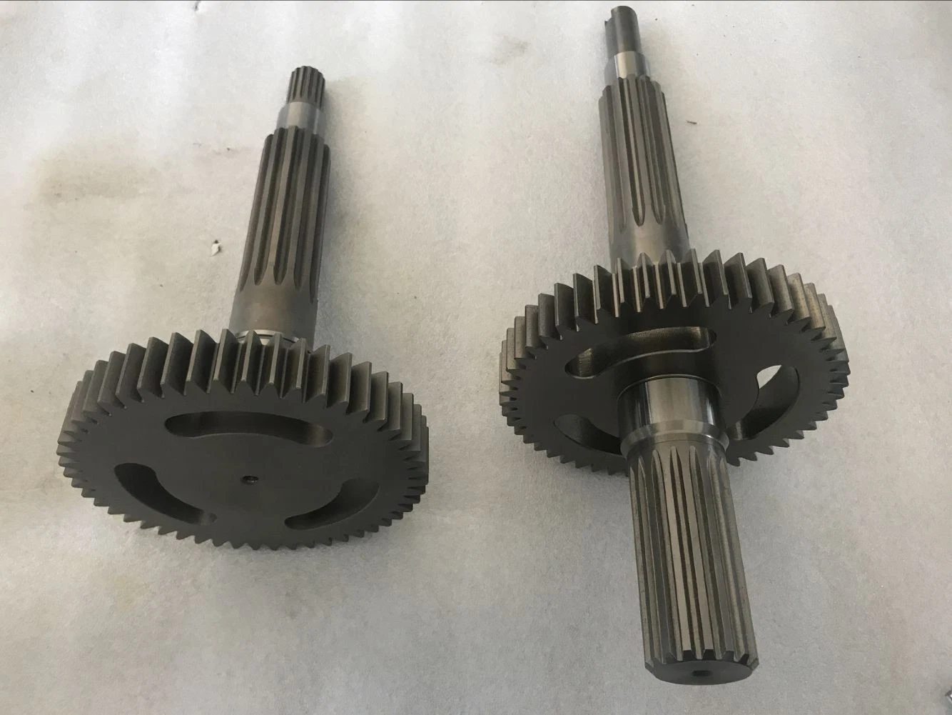 Excavator Hydraulic Pump Parts Sbs140/ Sbs120