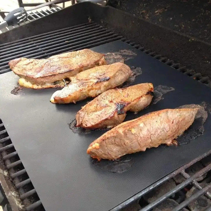 Vente à chaud résistant à la chaleur, réutilisable, PTFE, extérieur, non Stick Tapis de barbecue