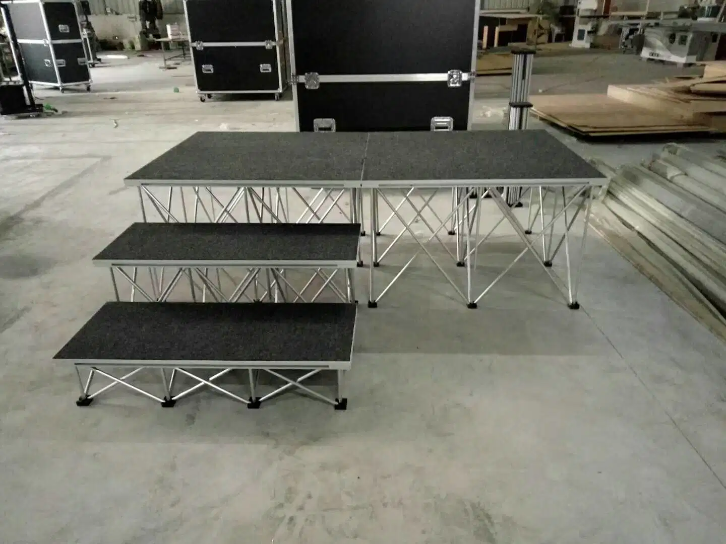 Strong Steel Mobile Folding Portable Stage for Sale with Wheels