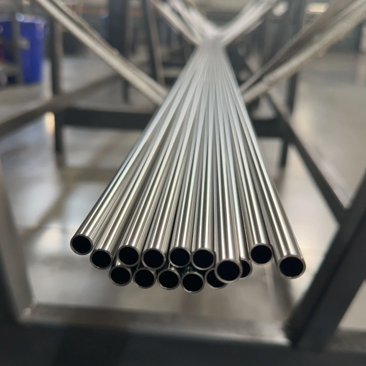 904 8367 Austenitic Stainless Steel Seamless Pipe/Welded Pipe/Annealed/Pickled/Bright Annealed (BA finishing) /Electrolytic Polishing (EP) /Grinding/Polishing