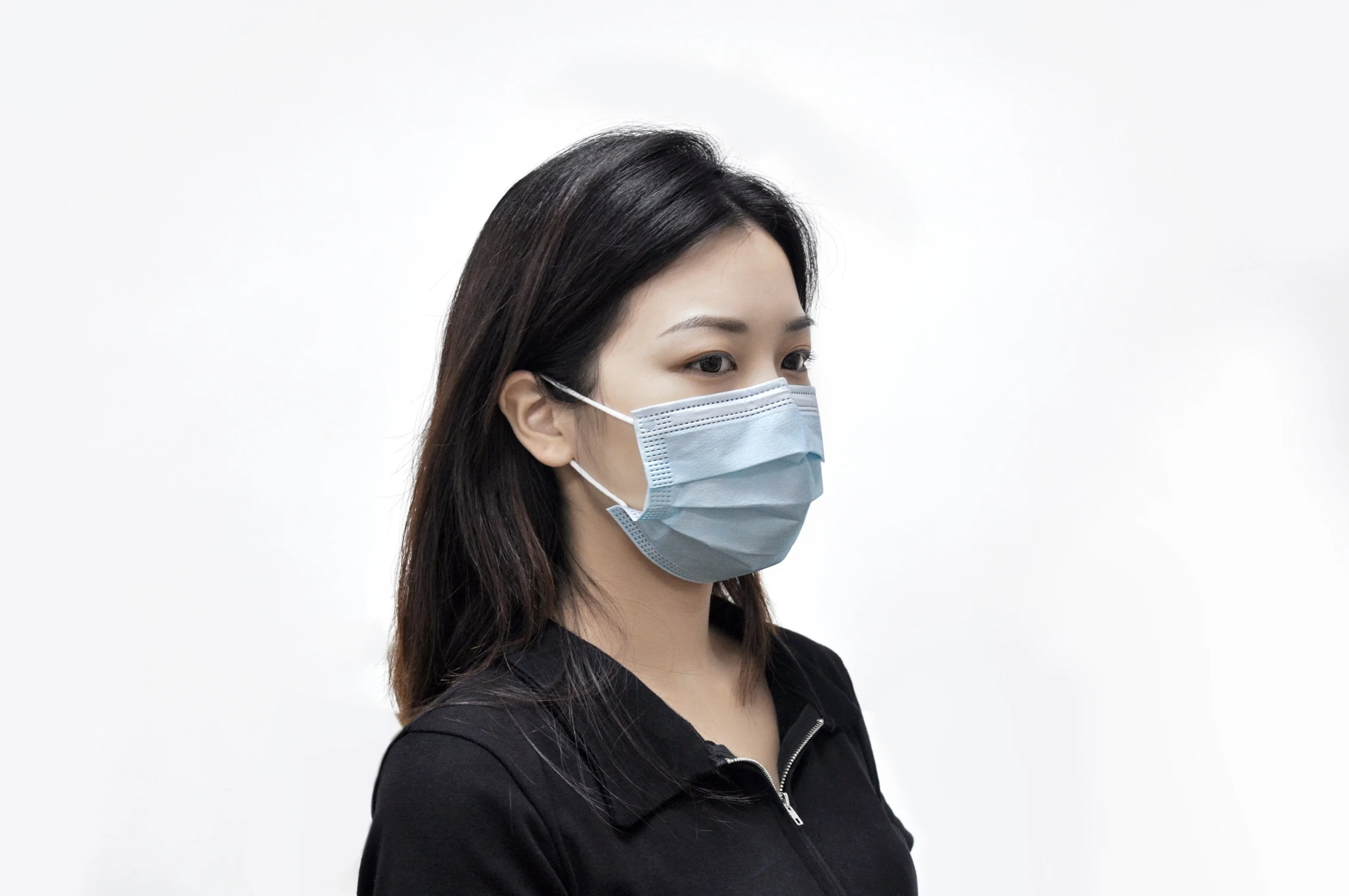 China Supplier 3-Ply Disposable Medical / Surgical Face Mask Bfe 98-99% with Earloop or Strap Type SGS Report in Stock