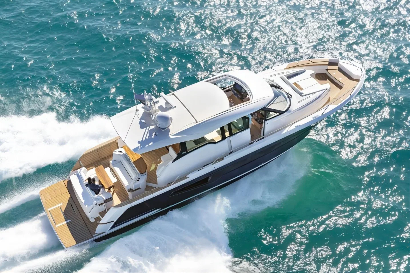 Nouveau yacht luxueux bateaux/ Chine les coques de bateau de vitesse en fibre de verre yacht de luxe