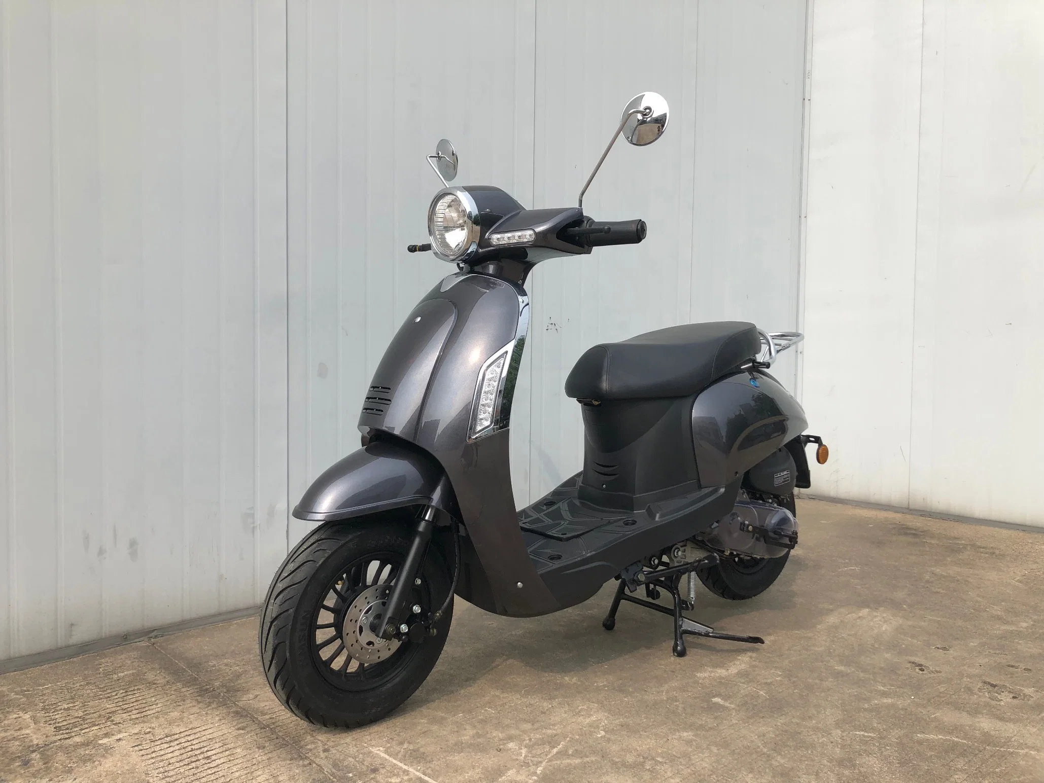 Original Factory Gas Scooter City Sport Motorbike Moped Bike Motorcycle