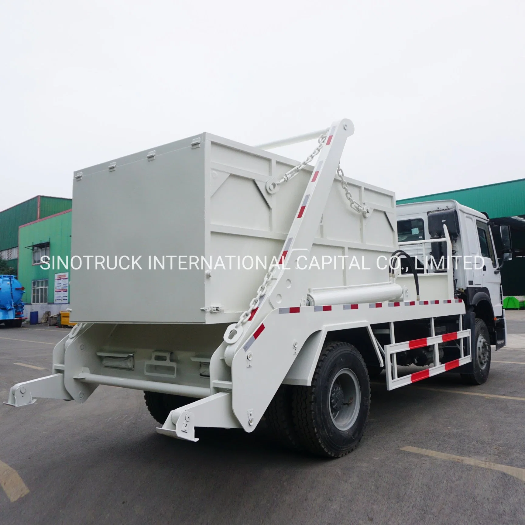 4X2 Mobile Garbage Container Swing Arm Type Rubbish Truck