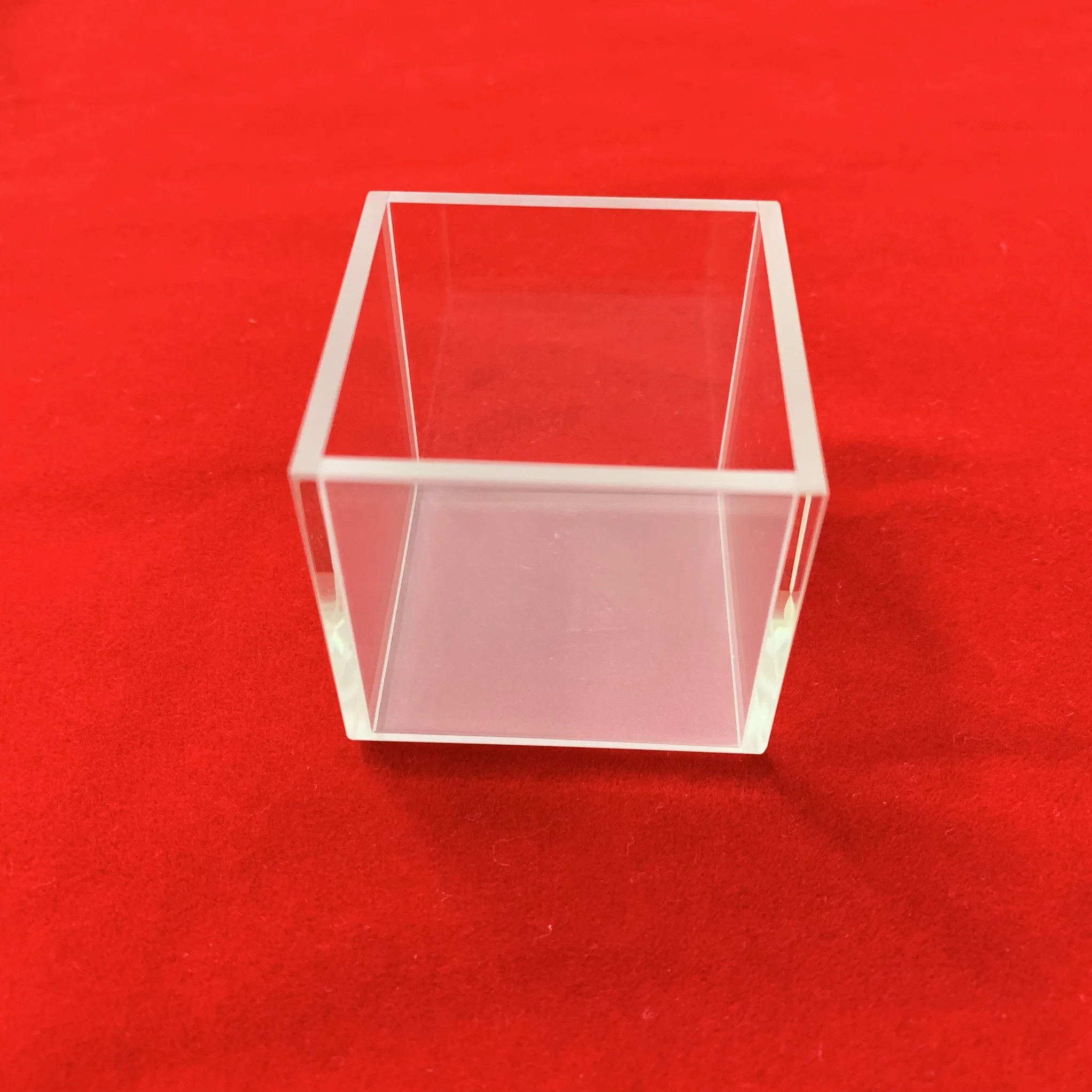 Laboratory Customized Broad Spectral Optical High Transmission Four Sides Clear Polish Cubic Quartz Glass Cuvette