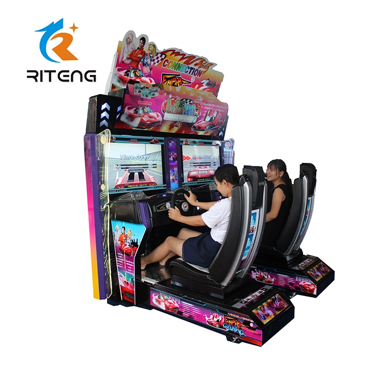 Máquina de juego de carreras de arcade. Juegos de carreras de coches para adultos.