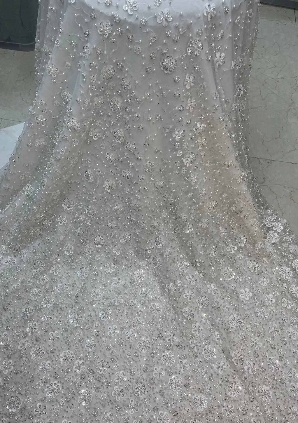 Пайетками устраивающих роскошь вышивки валики свадьбы тюль белый рельефная кружевной ткани