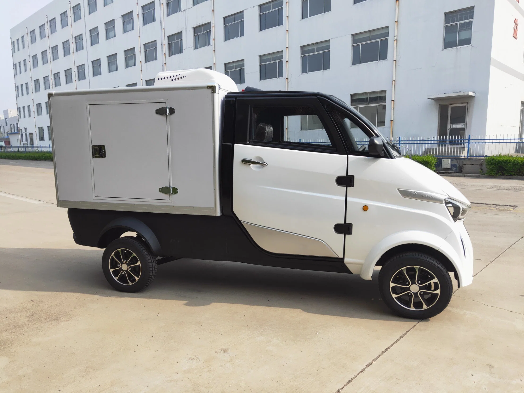 EEC Approved Electric Truck L7e Small Pickup Electric Van for Logistics