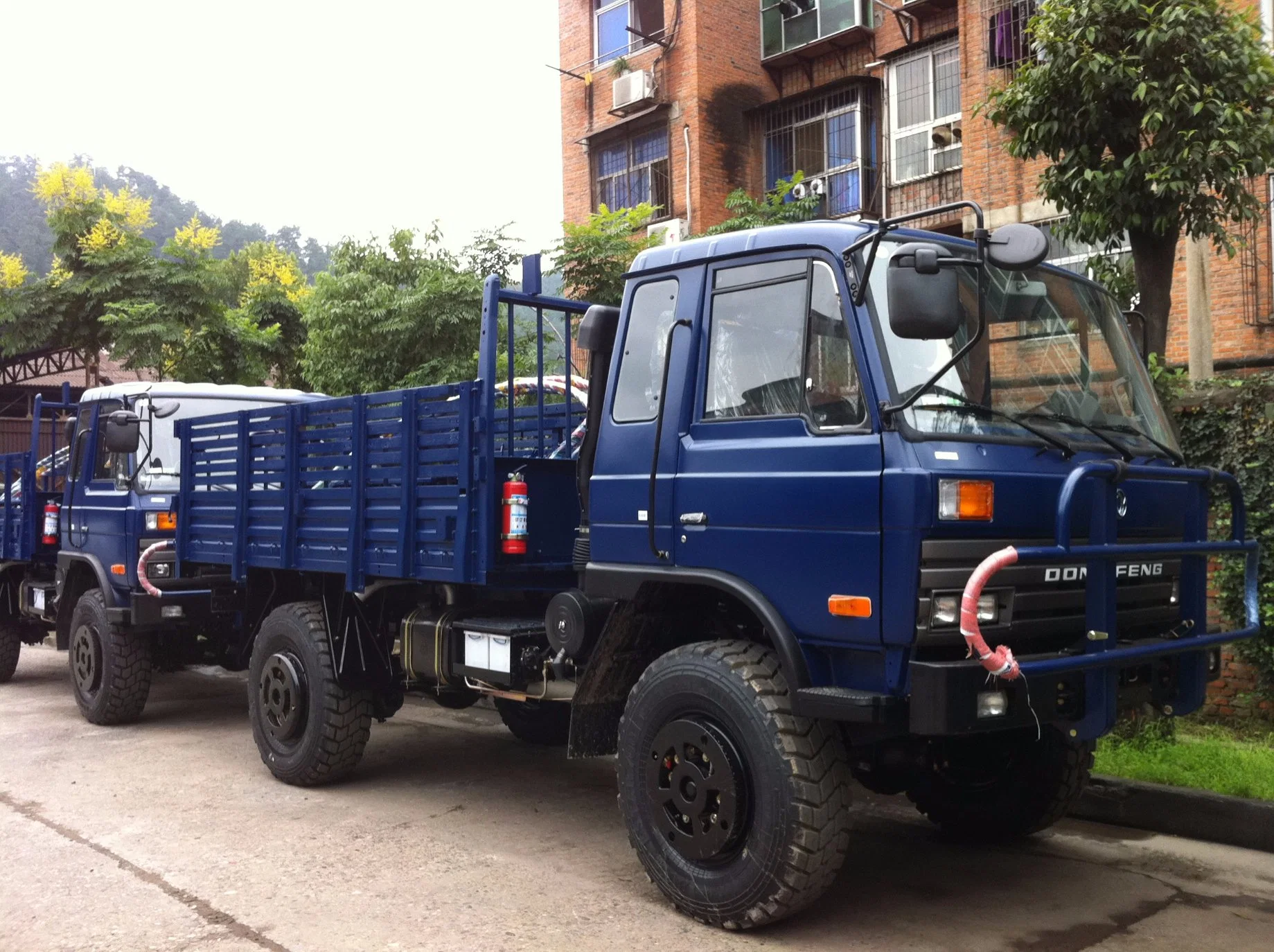 Heißer Verkauf Gute Qualität 4 * 4 10 Räder Verwendet Dump Truck Kipper Armee LKW für Militär