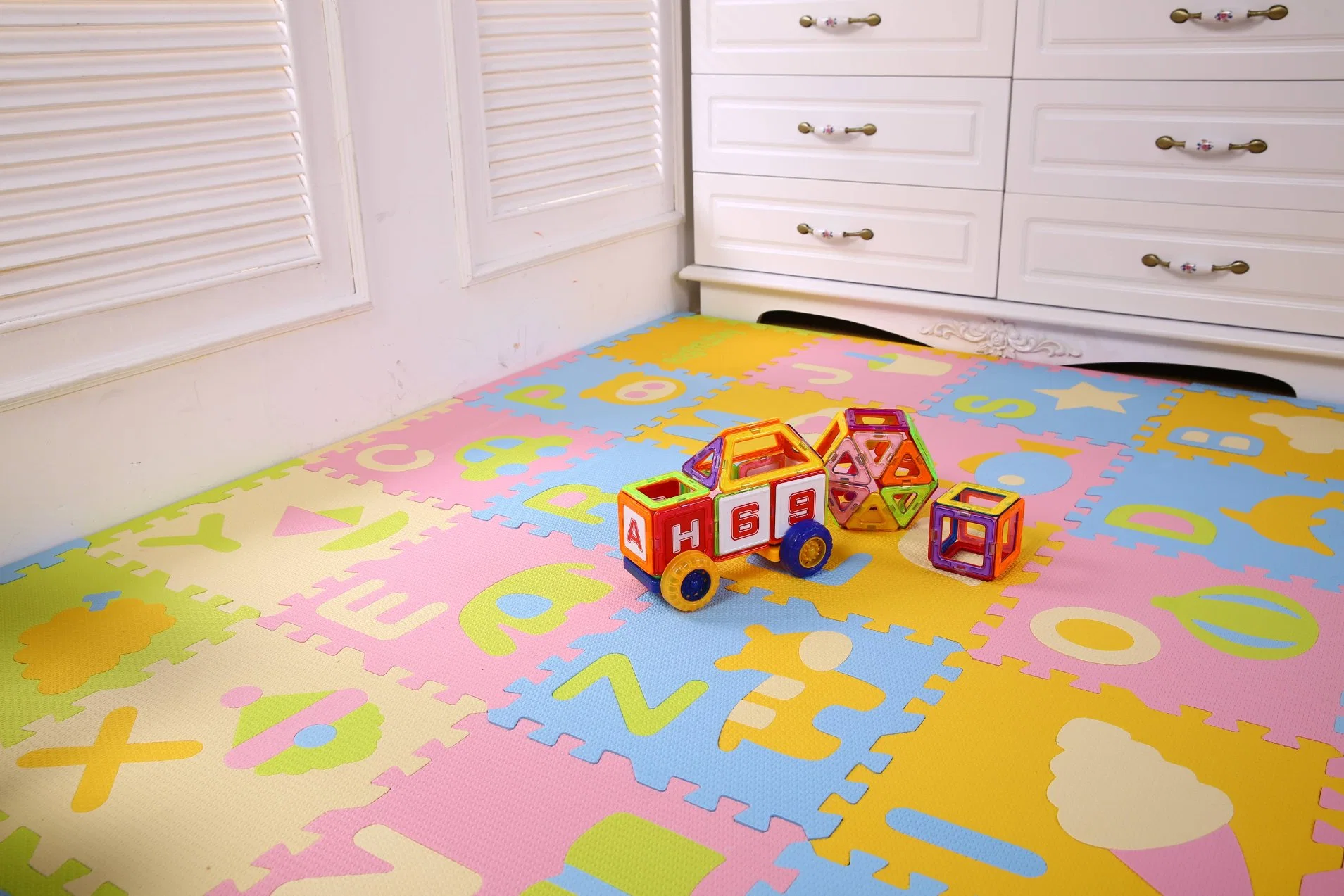 Carton Sansd antiglisse écologique 60*60cm pour l'éducation EVA Puzzle Enfants plancher Toy Tapis de jeu nouvelle