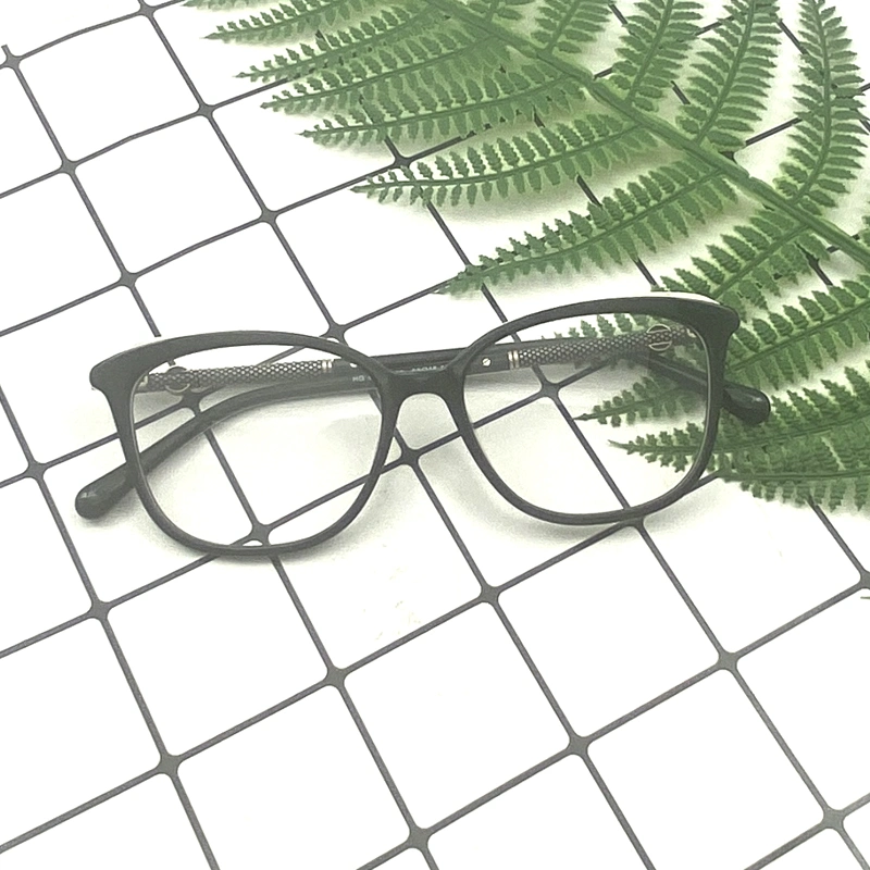 China Wenzhou Factory Women Eyeglasses Frame with Stone
