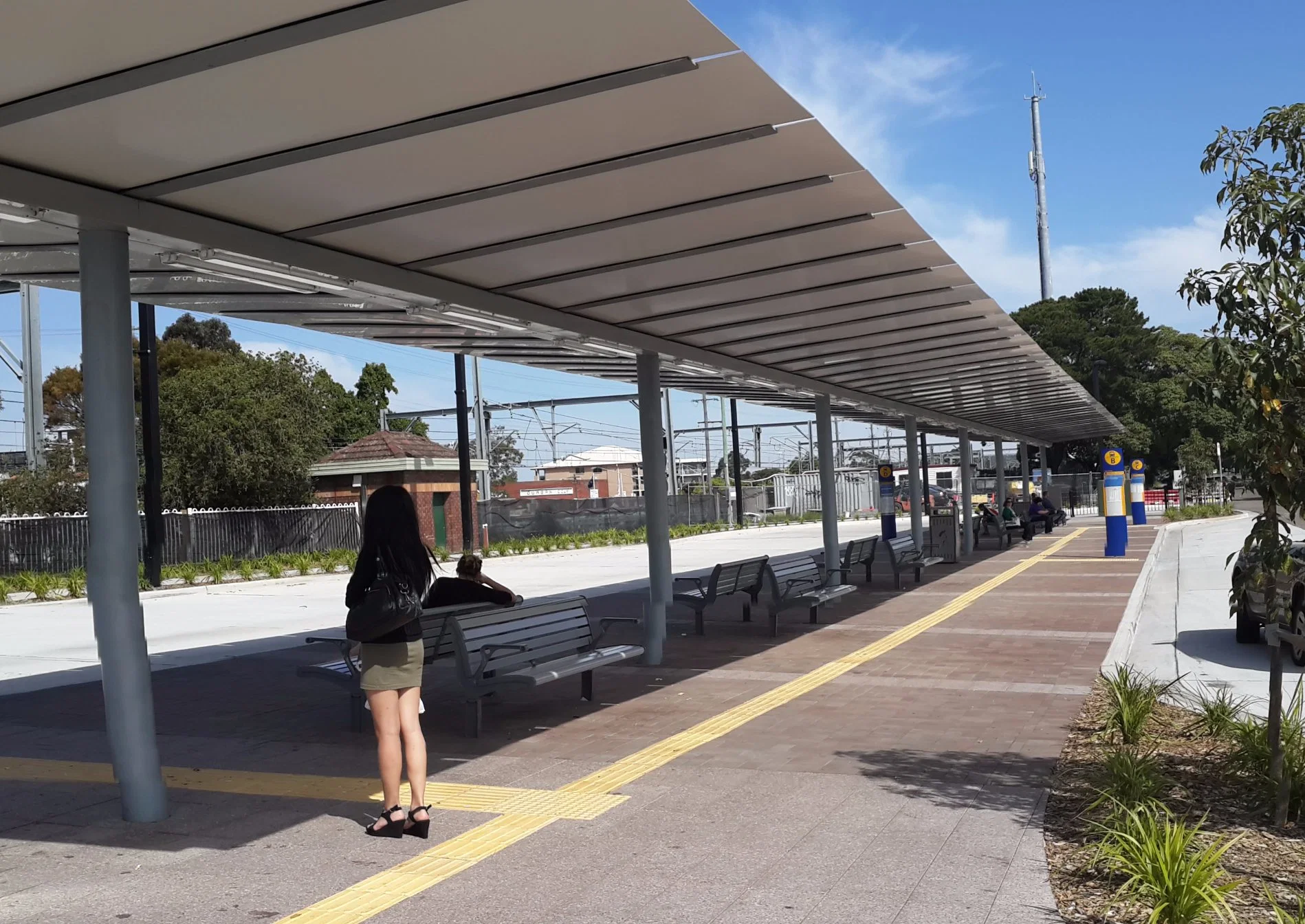 Diseño moderno exterior personalizado de acero inoxidable City Bus Shelter