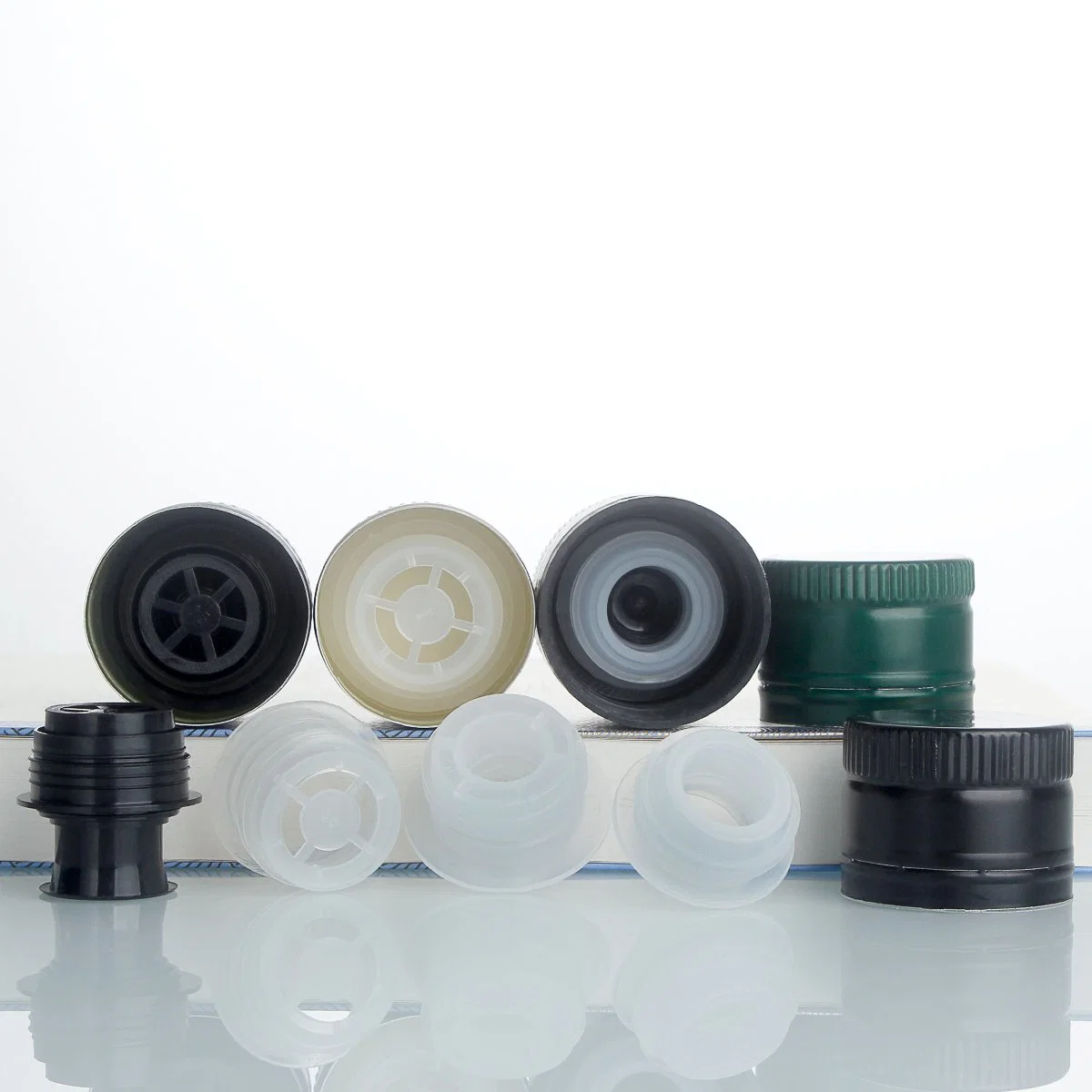 Hot Sale Low MOQ Black Color Aluminum Olive Oil Bottle Cap with Plastic Insert