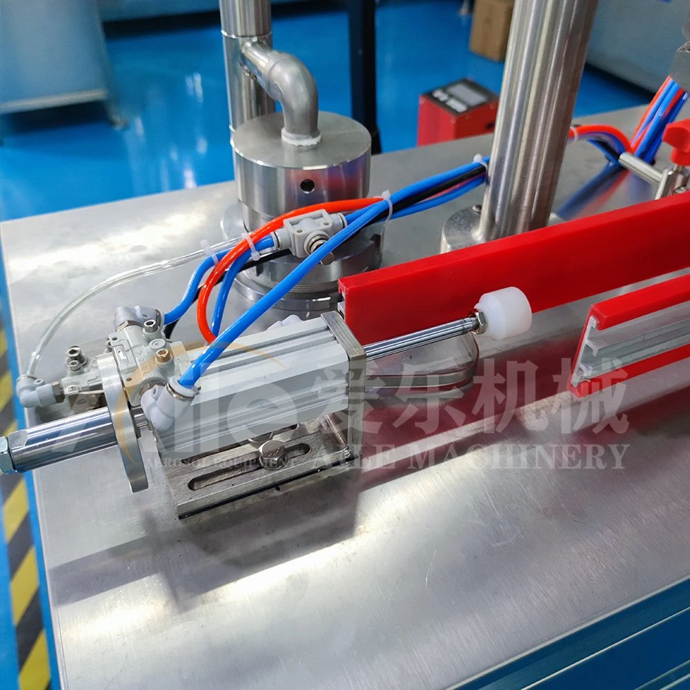 Under Cup Vacuum Refrigerant Freon R134A Aerosol Filling Machine System for Tin Plate Cans