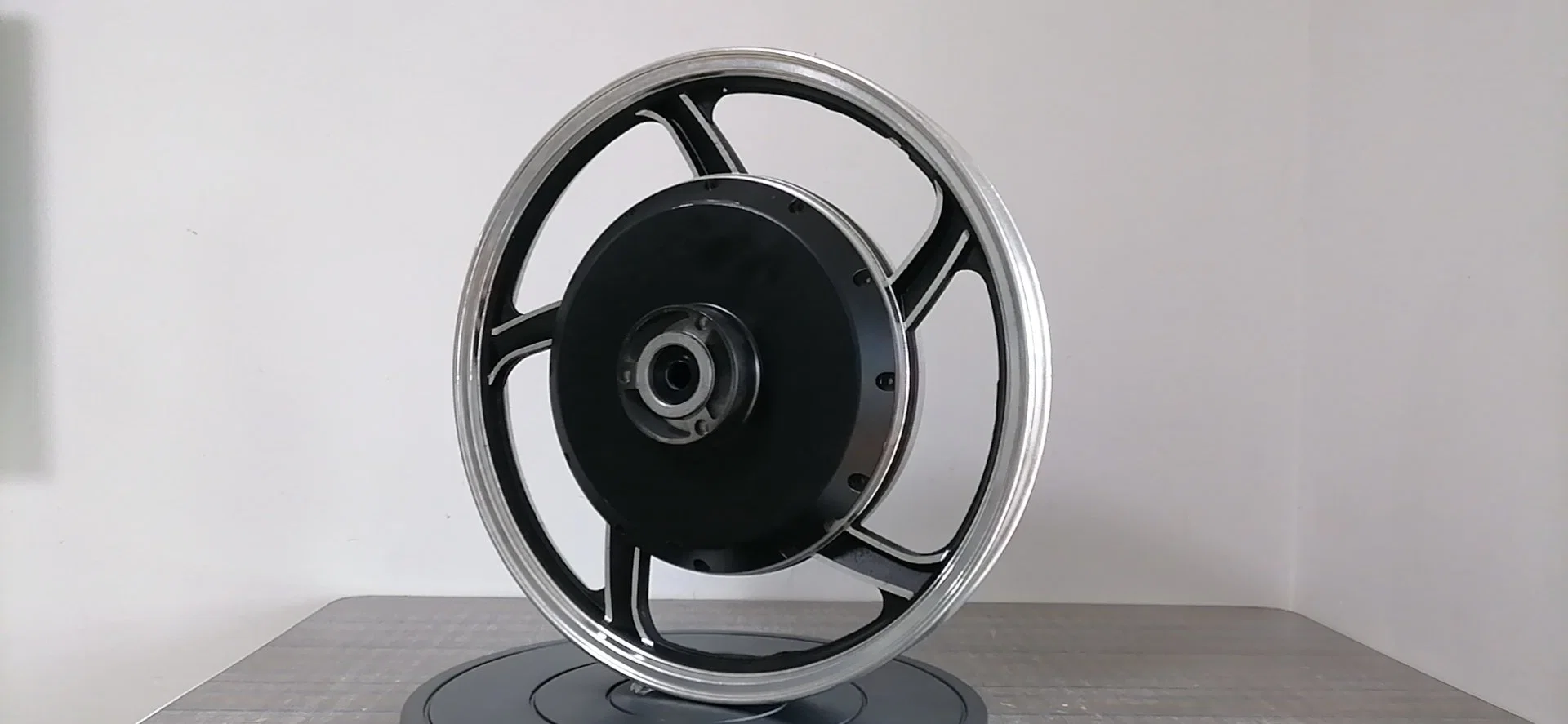 Zinc-Magnesium Alloy Die-Casting 3000W Electric Bicycle Wheel