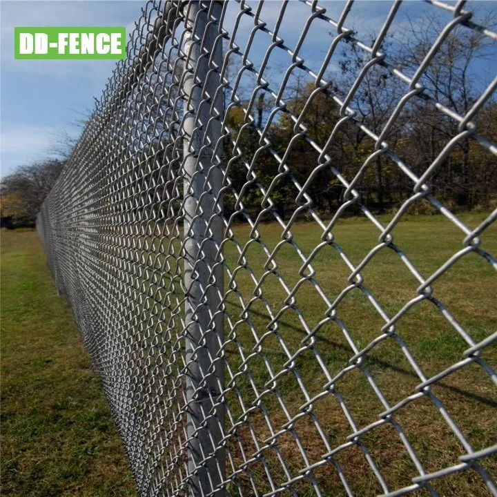 Factory PVC Coated/Galvanized Wire Mesh Fence Chain Link Fence for Playground