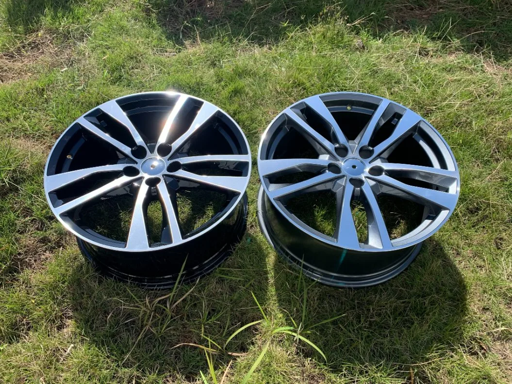 RIM Factory Wholesale/Supplier 19X8.5 pouces PCD 5X112 et 30 argent Jantes de voiture Rines