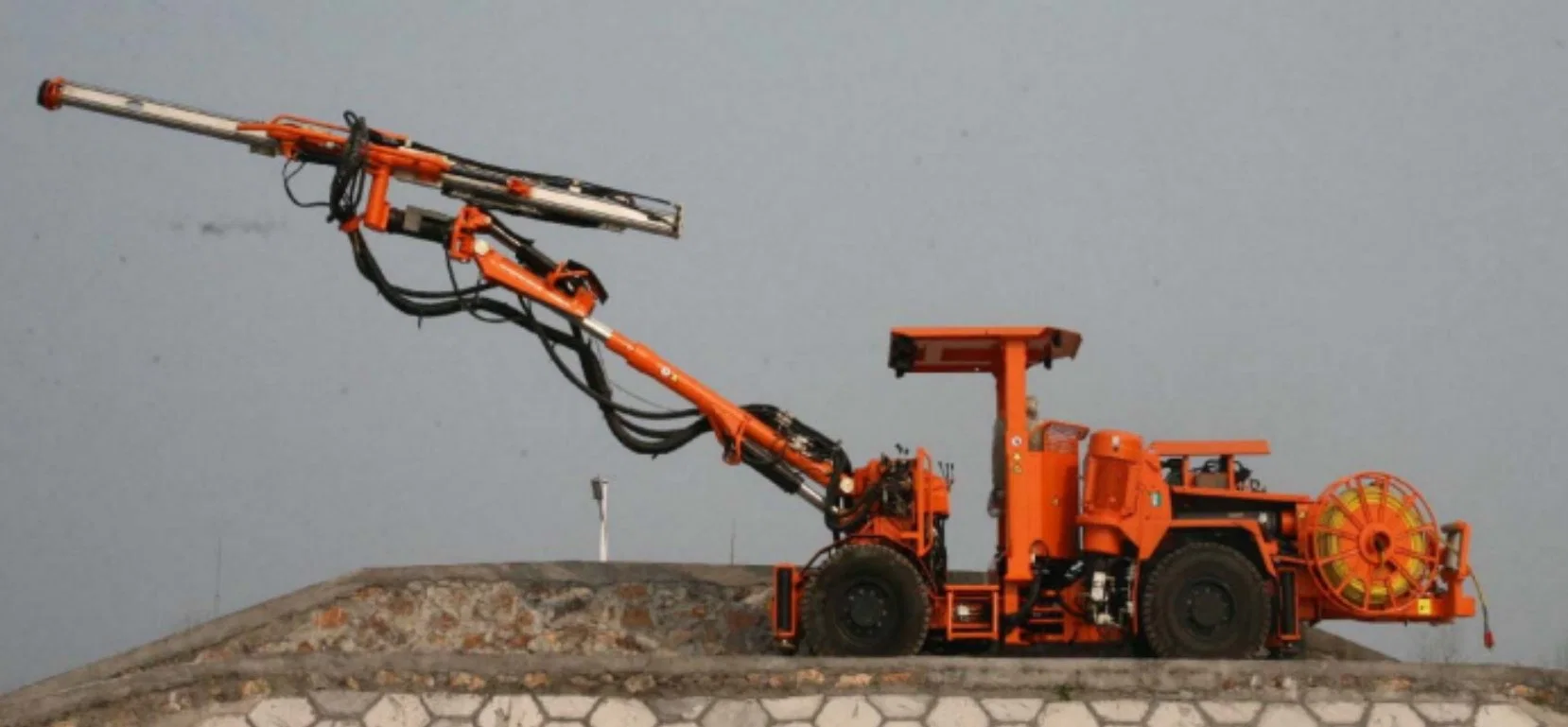 Underground Jumbo Drill Rock Drill Drifter Drilling Equipment with High Tech Drill Technology