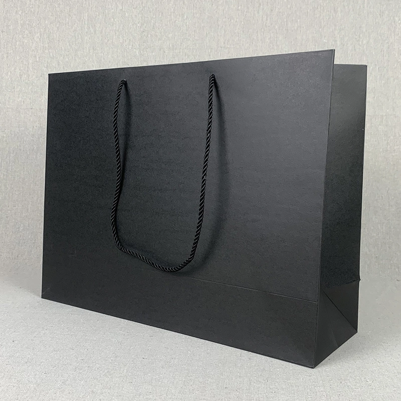 Custom Wholesale/Supplier Rope Handle Black Paper Bag