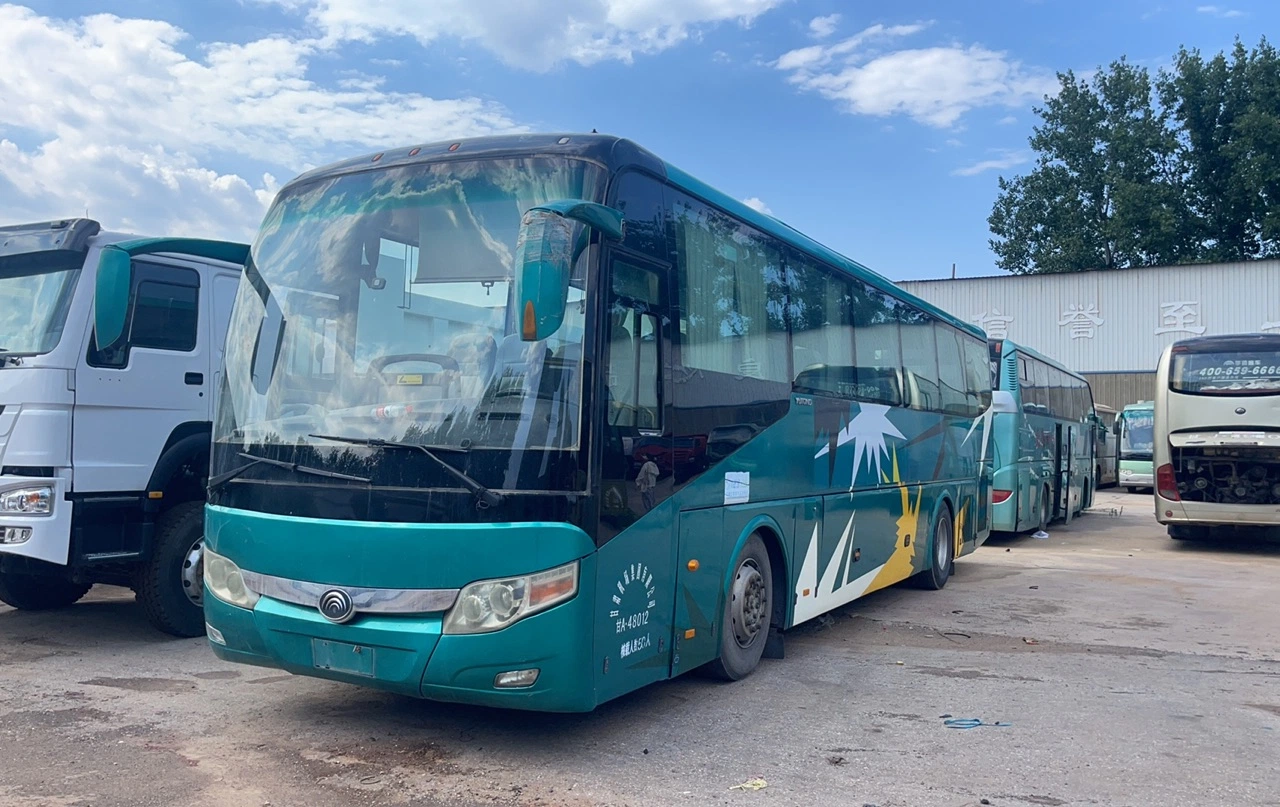 Bus Yutong Bus de segunda mano en venta en África se utilizan los autobuses y autocares, Modelo Zk6107, 35 plazas del pasajero