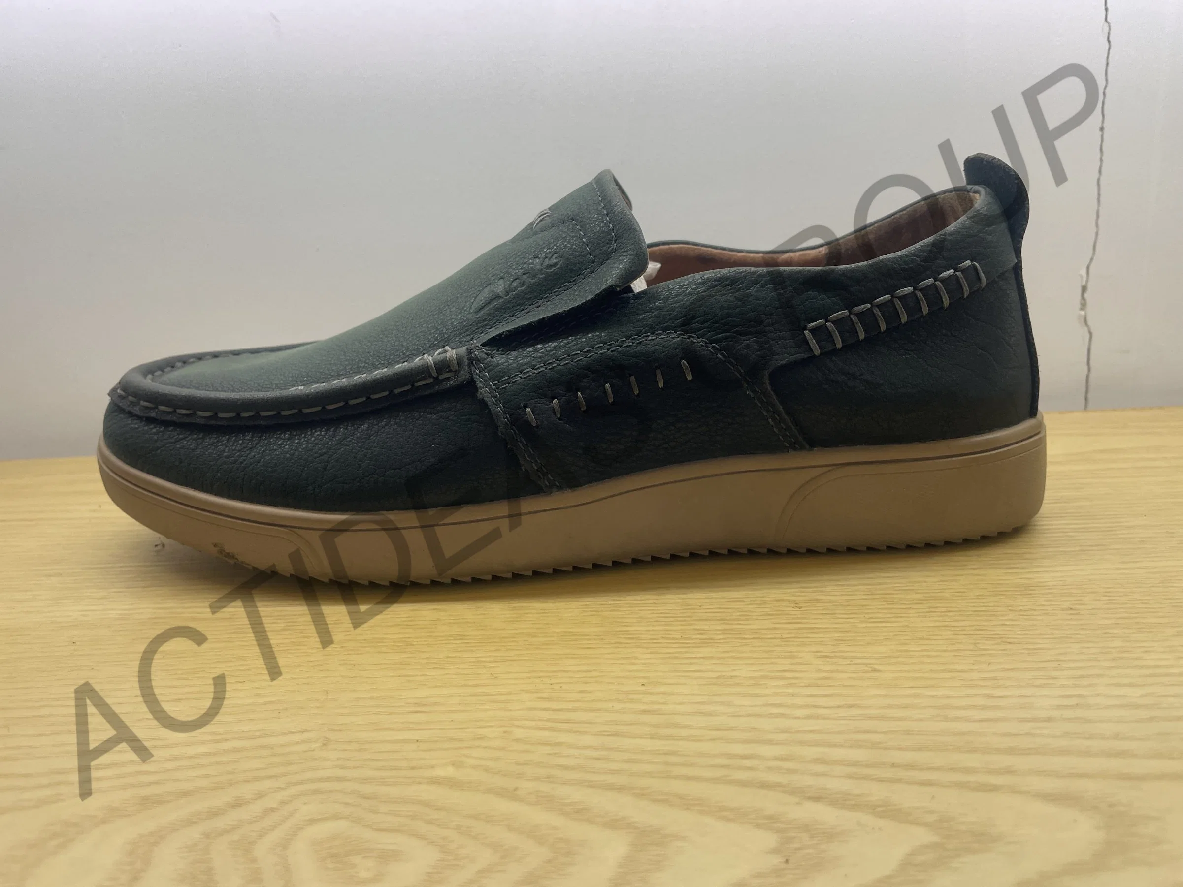 Size 48 sapatilhas de proteção em pele Slip-On casual Loafer elásticas para homem Sapatilhas de barco respiráveis antiderrapantes para homem