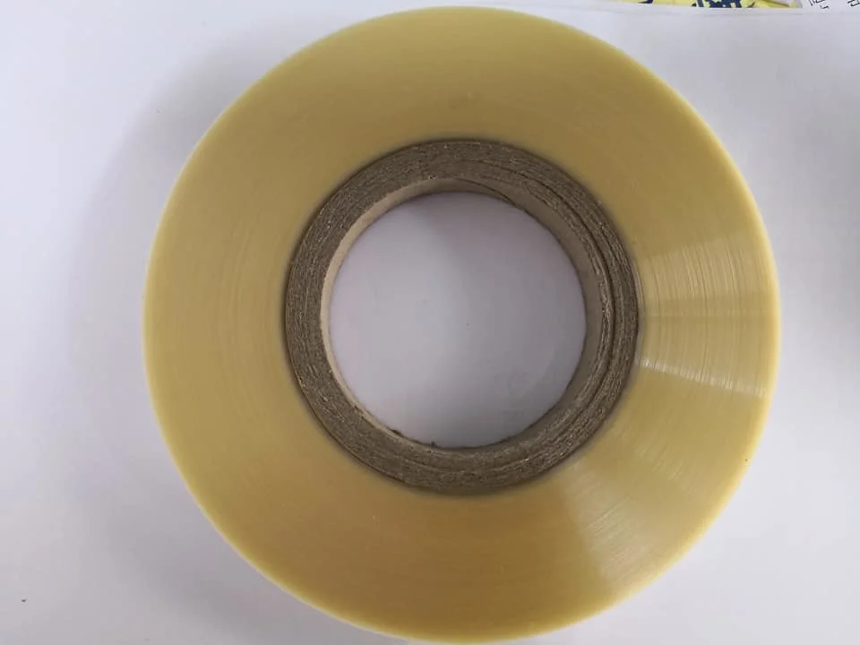 Automatische Hot Melt Tape Box Ecke-Pasten-Maschine für spezielle Formfelder