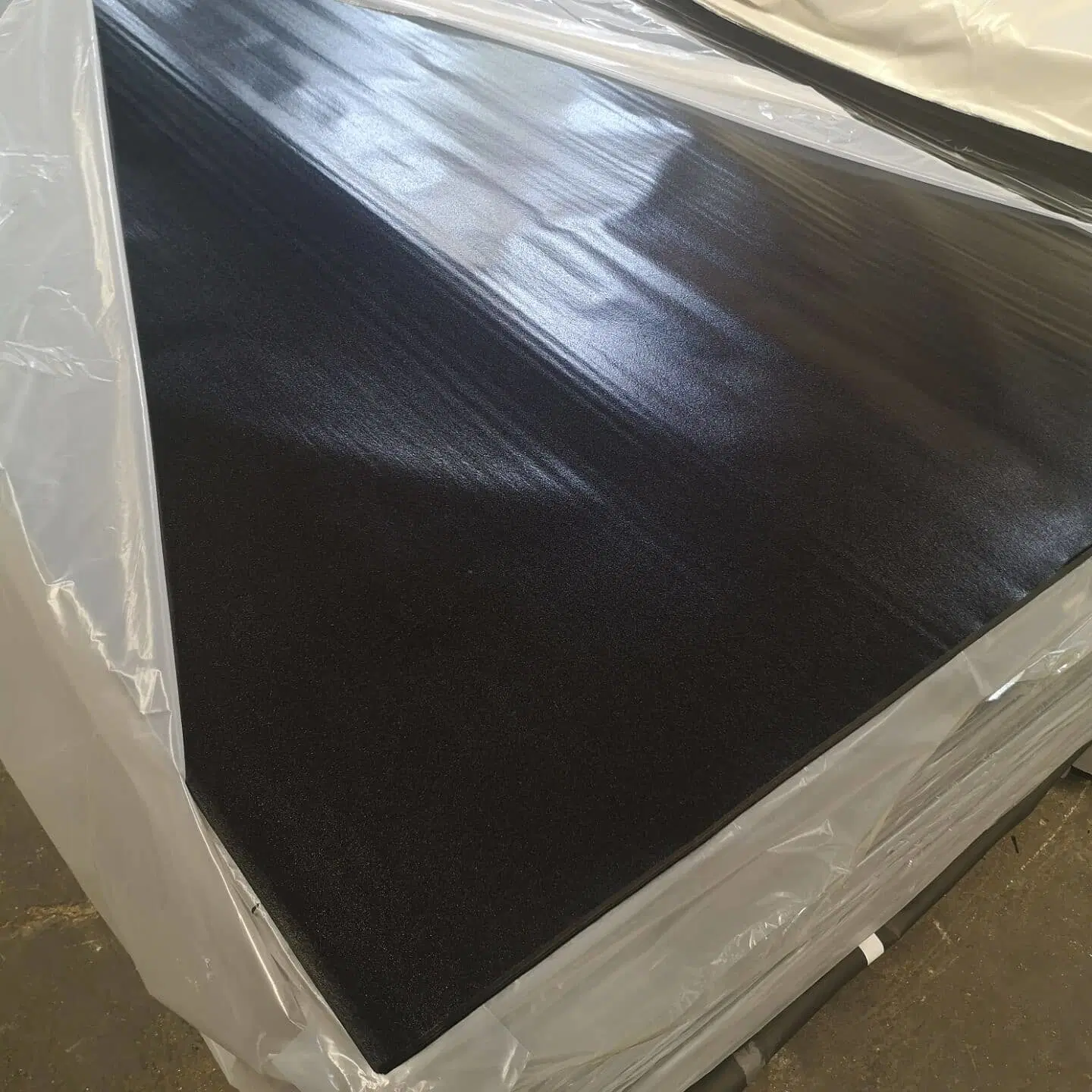 Thailand Market Black Color Phenolic Film Paper for Making Plywood