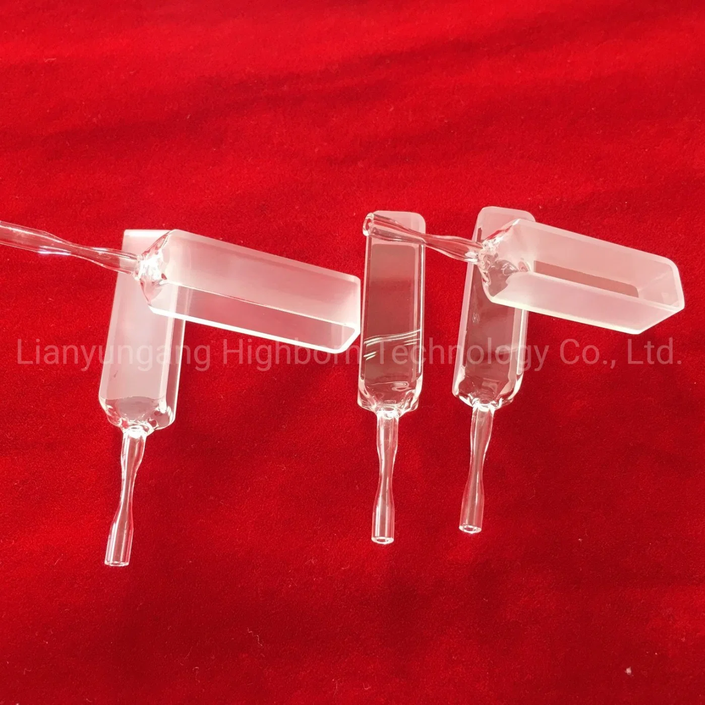 High Purity Polishing Customized High UV Transmittance Clear Standard Q704 Quartz Glass Flow Cell with Graded Seal