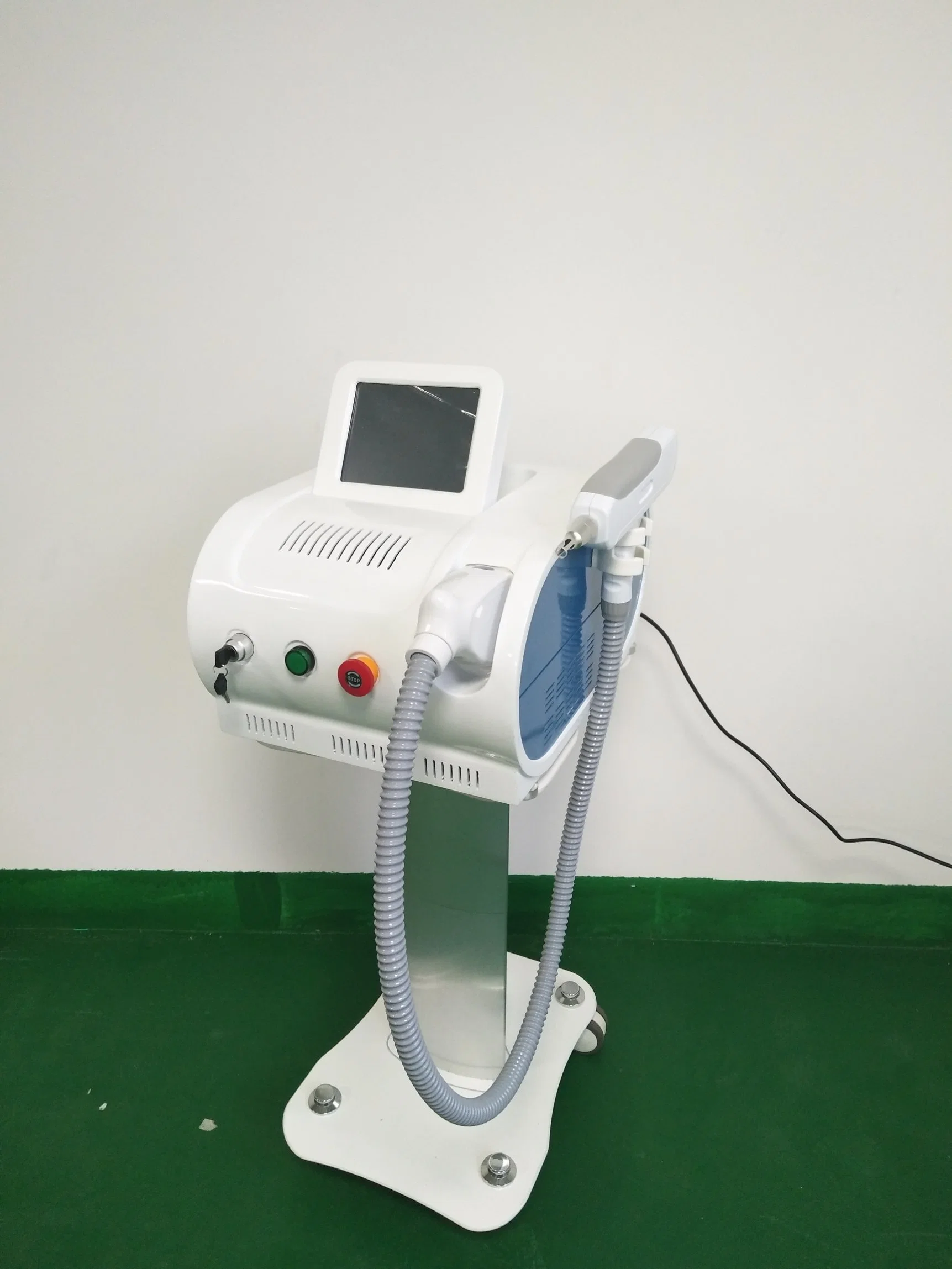 Newest Laser Tattoo Removal Machine Removal of Freckle Lentigines for Beauty Clinic