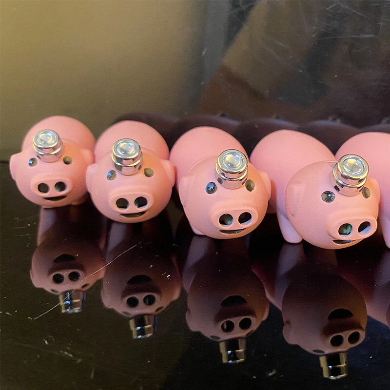 Wholesale/Supplier Cheap Piglet Shape Lighter in Competitive Price