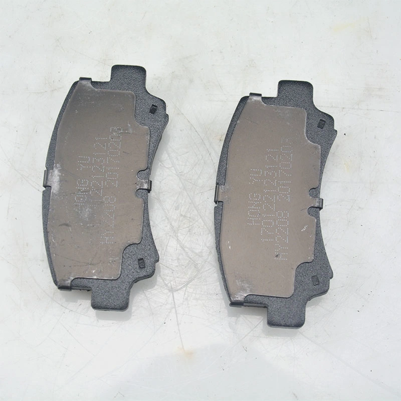 Auto Parts de pastillas de freno delantero para CM5 (OEM: 3501140-A01).