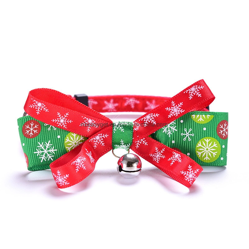 Christmas Dog Collar, Adjustable Pet Collar with Double-Deck Bowtie, Durable Plastic Breakaway Buckle, Snowflake Christmas Pattern with Neck Bell Esg12463