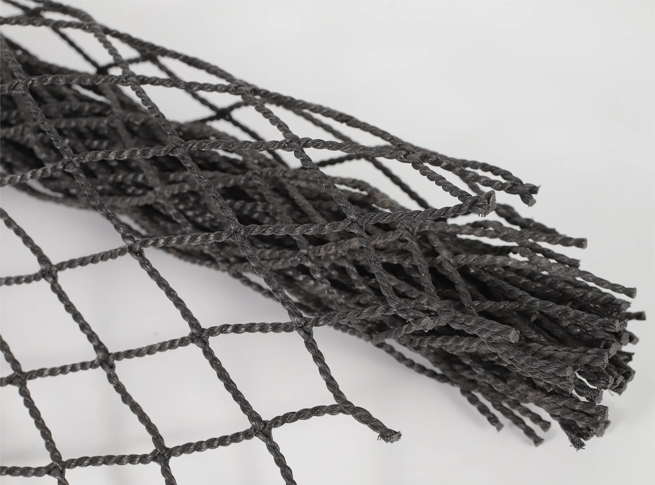 100% Polyethylene Knottless Fishing Net