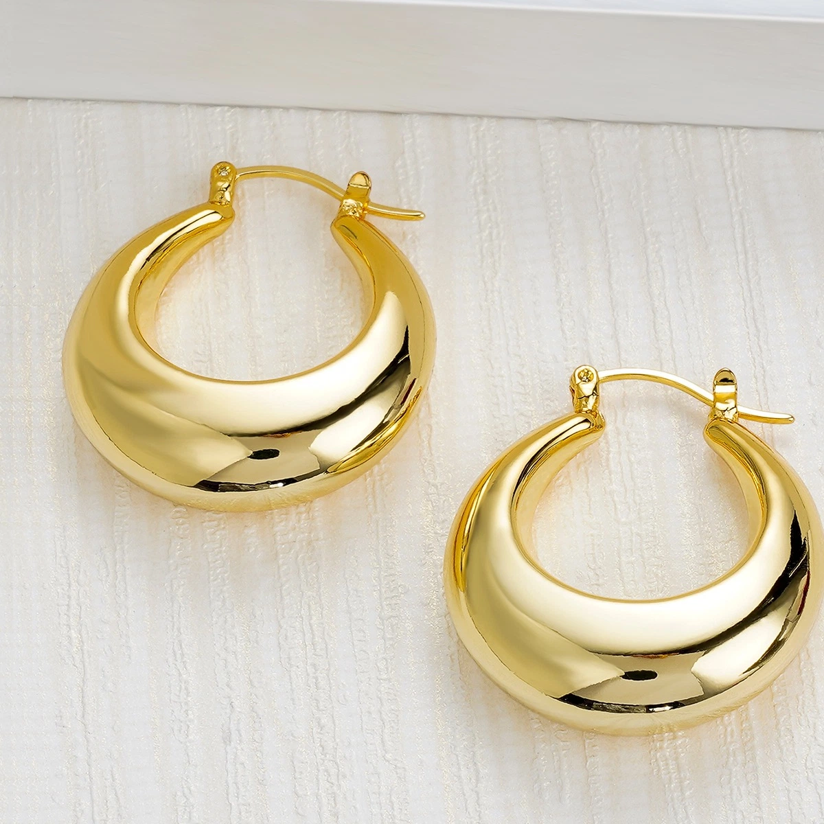 Amazon Shiny 18K Gold Plated Chunky Tubular Hoop Earrings Women