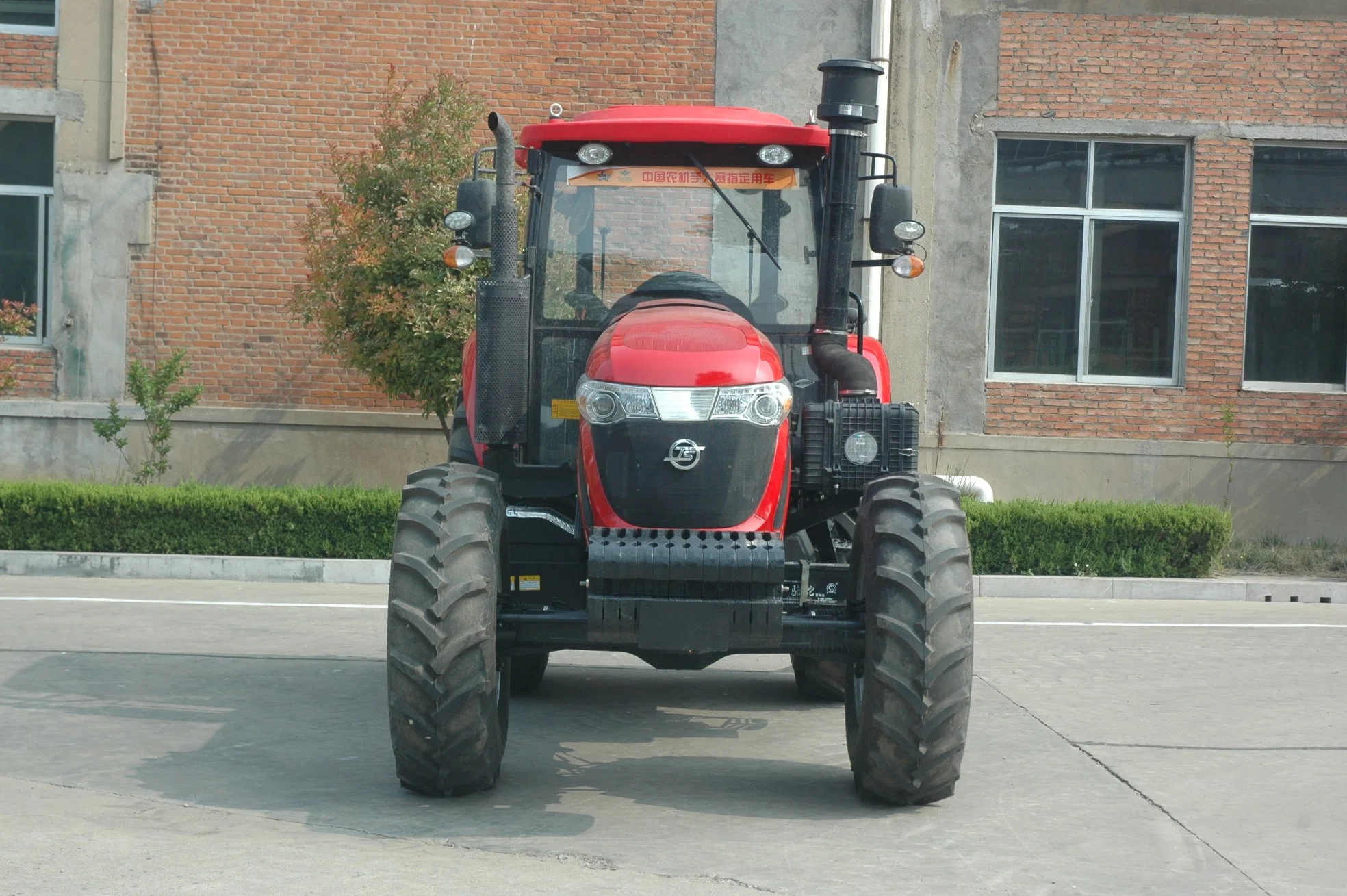 WUZHENG Senior Professional Affordable Agricultural Machinery Tractor for Farm