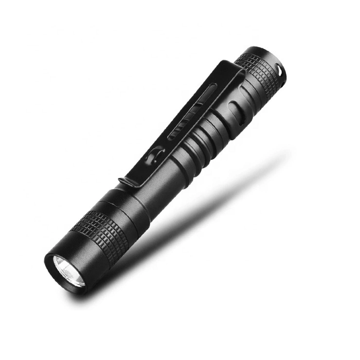 ألومنيوم فائق السطوع محمول قلم XPe قلم E خفيف الوزن بقوة 3 واط مصباح LED خفيف صغير الحجم