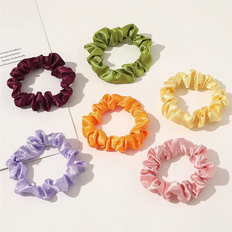 Vente à chaud simple couleur unie cheveux Scrochnies petit tissu satiné Bandes de cheveux