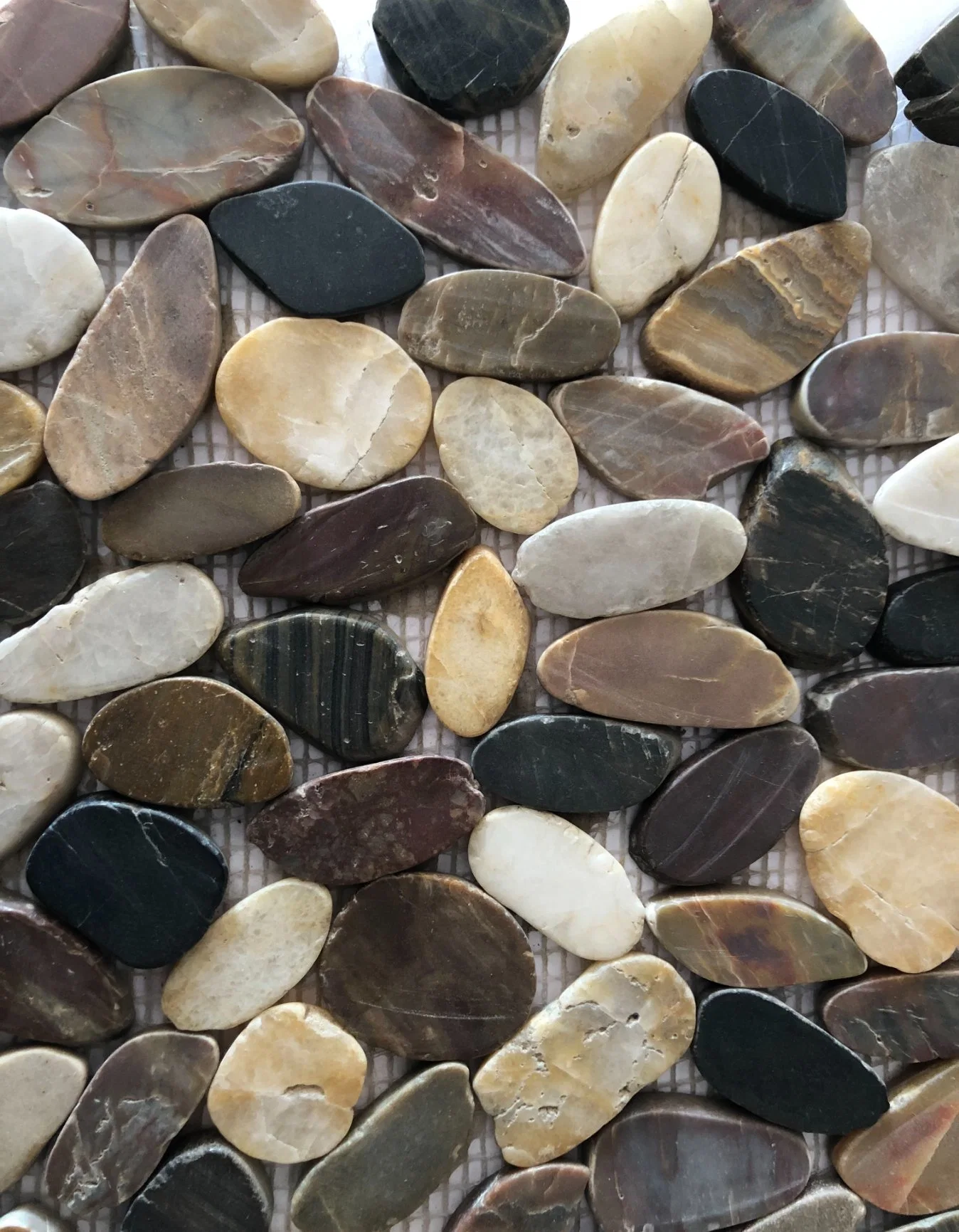 Hot Selling Best Selling Fashion Special Natural Pebble Mosaic for Floor and Wall Decoration